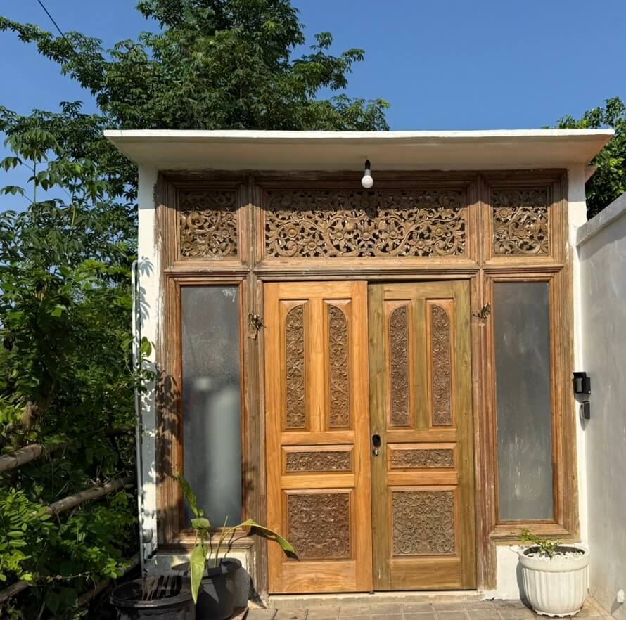 Long Term Villa Ungasan beautiful Entrance Door